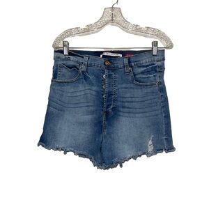 Celebrity Pink Women Short Size 31!